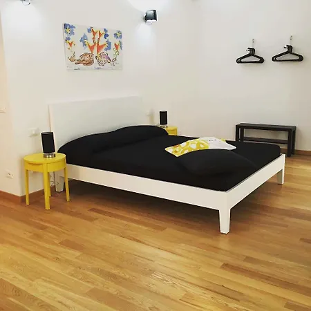 Via Colombo Гостевой дом 3*