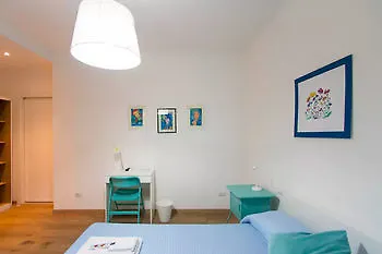 Πανσιόν Via Colombo